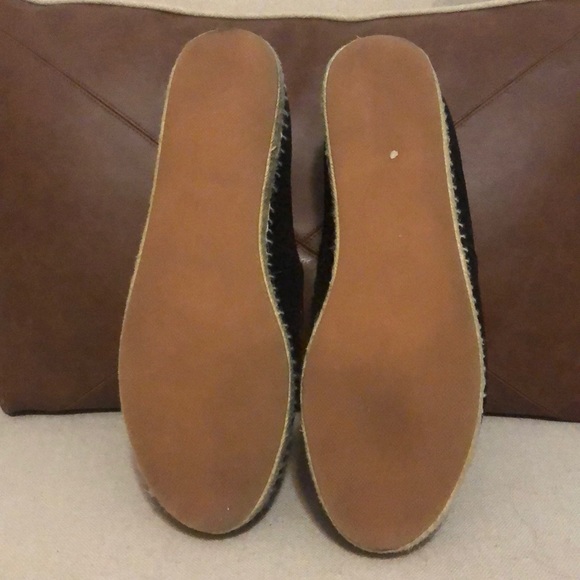 Espadrilles - Picture 3 of 3